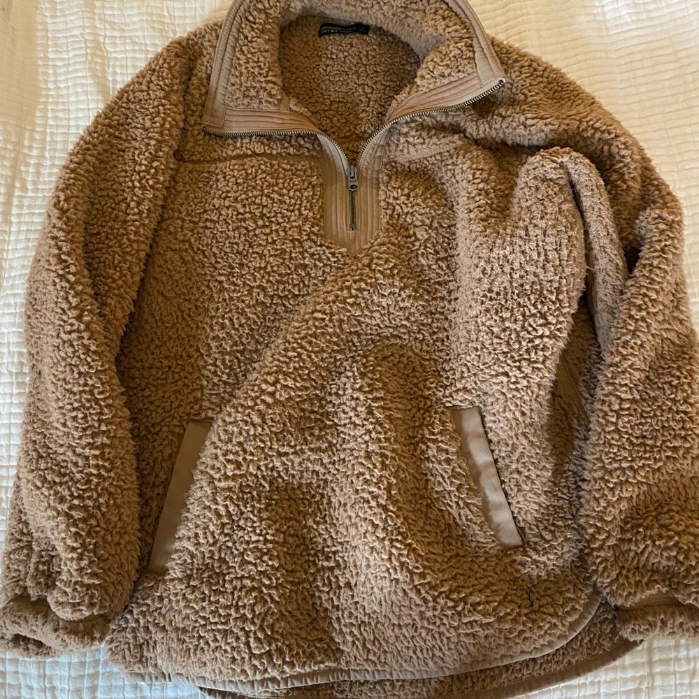 Women’s Abercrombie Sherpa Fleece Large